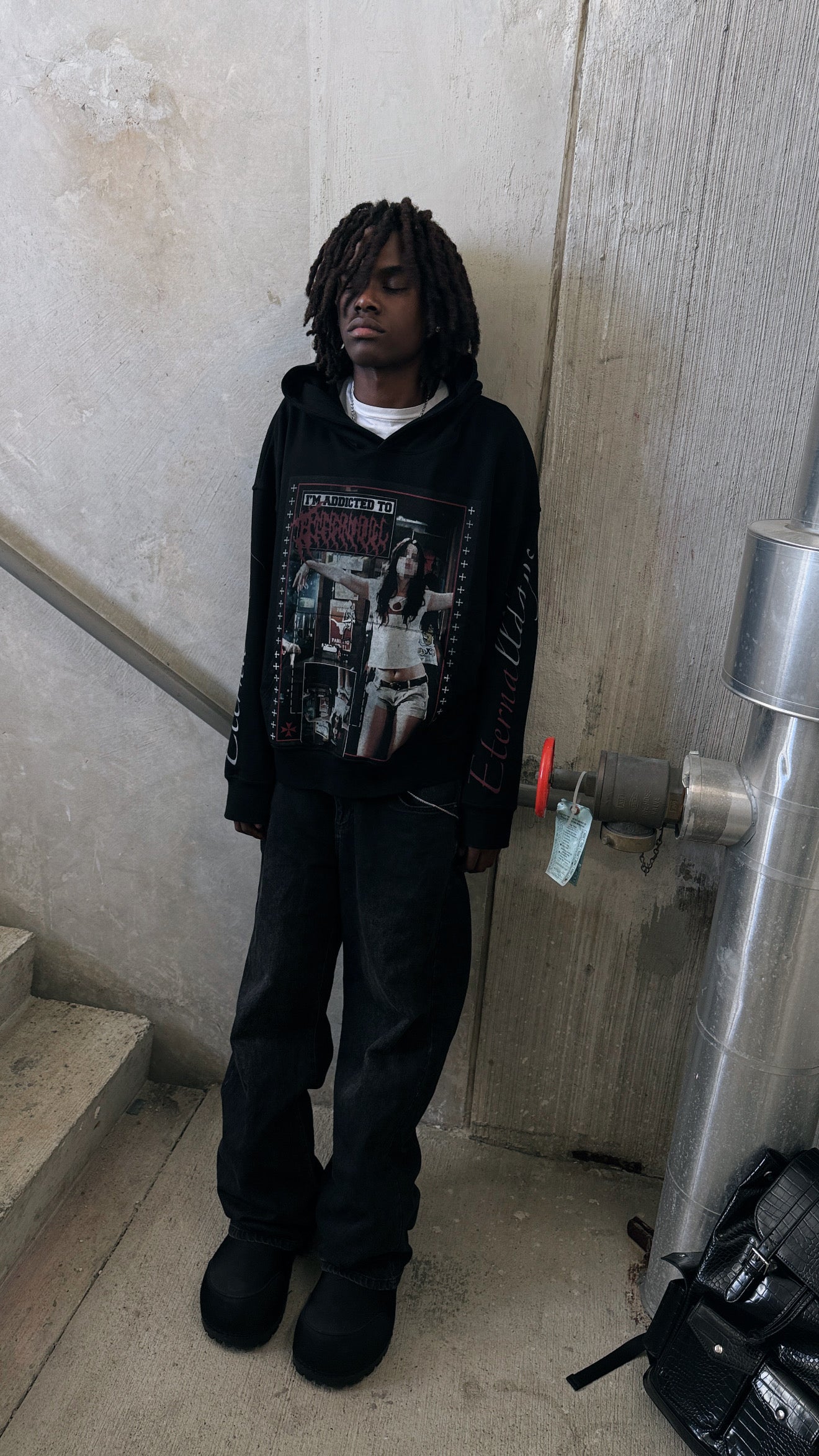 “Im addicted to Eternall Hoodie”